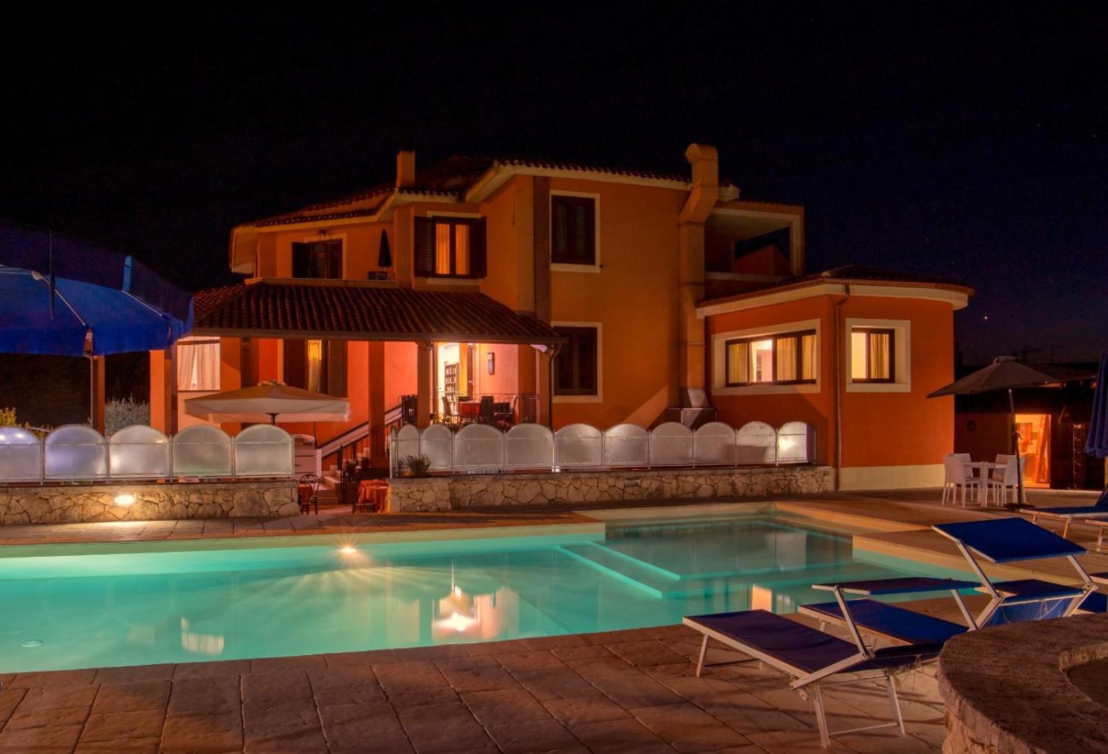 Piccola Locanda S'Ausentu Uri Exterior photo
